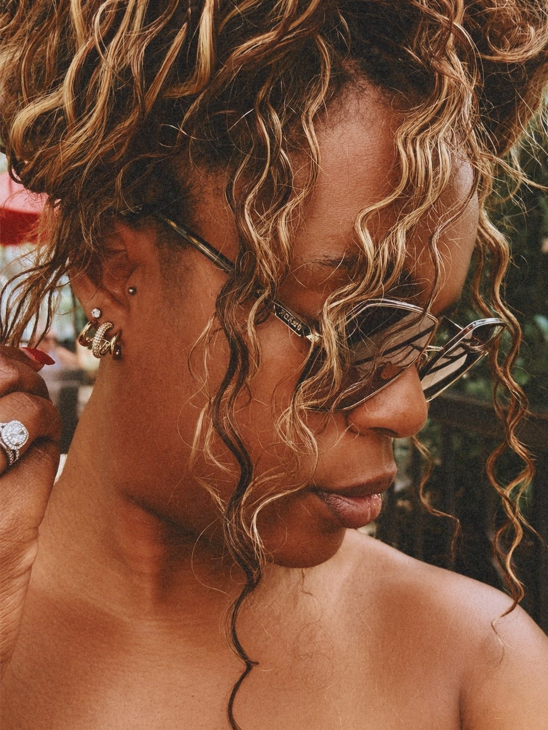 Illusion earrings that give the stacked piercing look without the commitment ✨ #LTKStyle #LTKFinds #earrrings #mothersday #jewlry 


#LTKmomlife #LTKBeauty #LTKMothersDay
