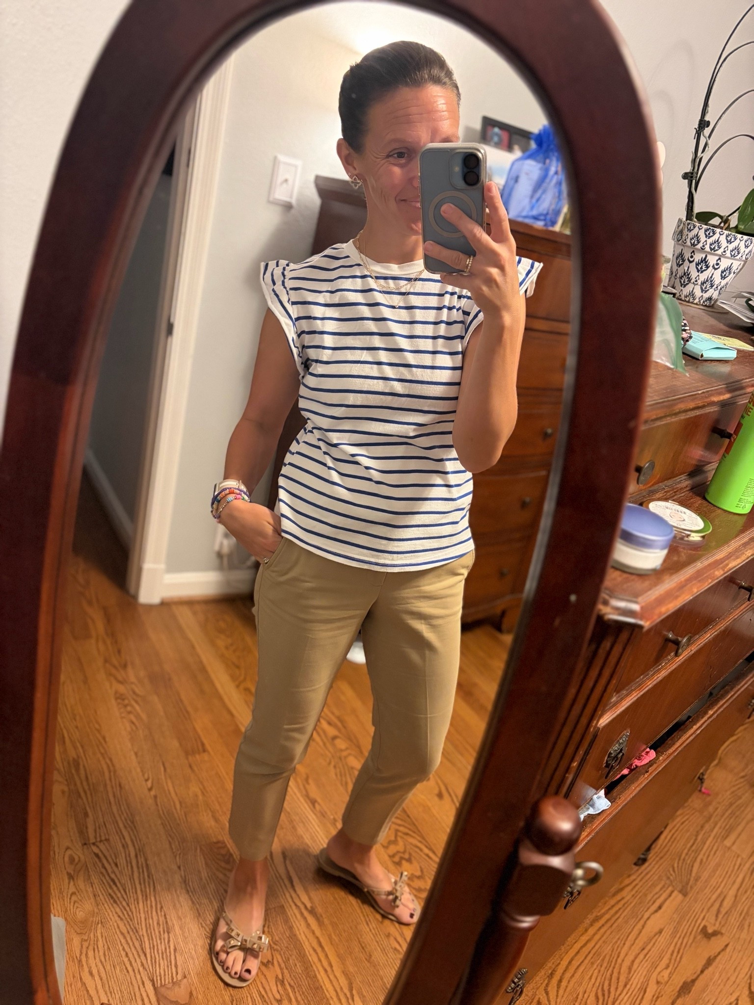 These pants are on the higher end of my usual budget, but they’re such great quality and I’ve had them for years. 

@gapstyle @Quince   #teacheroutfit #workcasual #workpants #boattote #amazon #sandals #jellysandals #monogramnecklace #designerdupe #beewatch

#LTKSaleAlert #LTKOver40 #LTKWorkwear