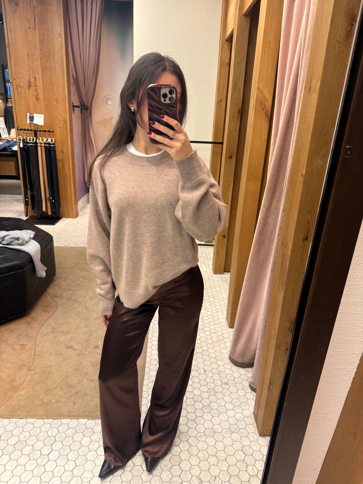 pants are from BOA! but ref has the besttttt alternative🍫

#LTKholiday #LTKwinter #LTKfall