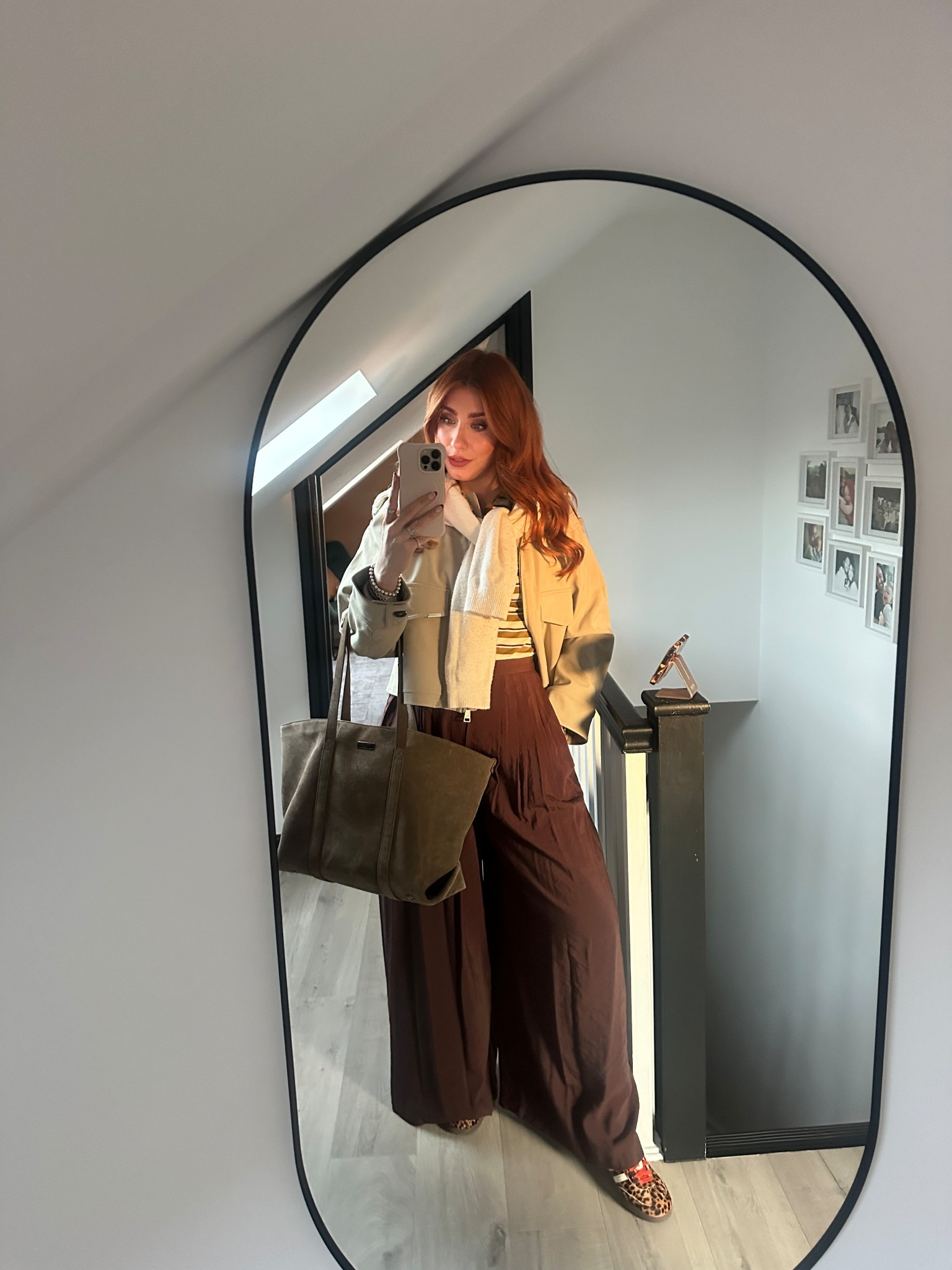 These trousers 👌🏼👌🏼I’m wearing a 12L long and they’re LONG. I reckon I could have gone regular. I’m 5,6/7



#LTKmidsize #LTKspring #LTKuk