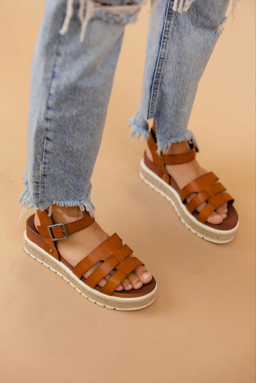 MIA Karlotta Platform Sandals | Roolee