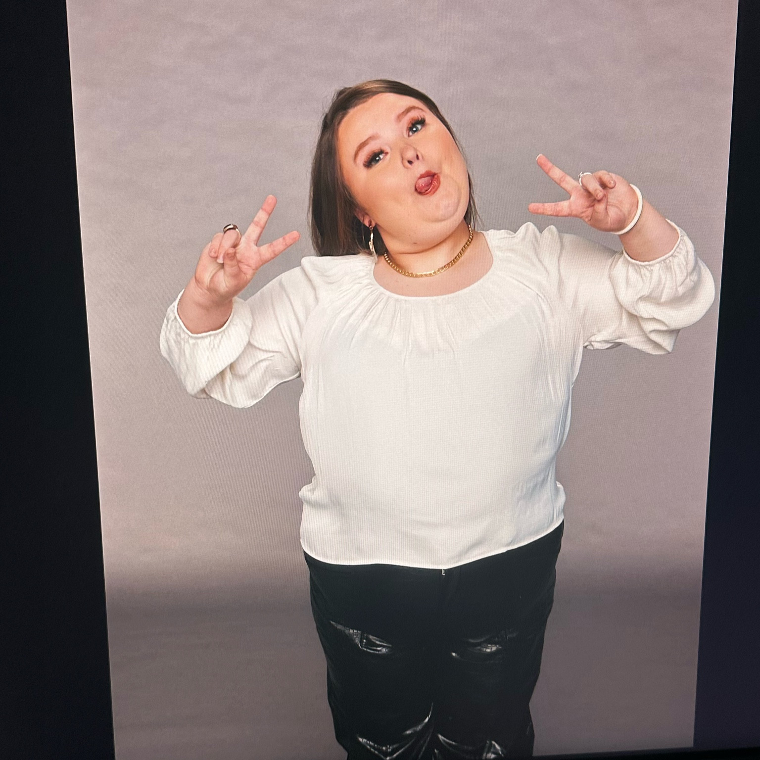 I had so much fun taking this silly picture in this outfit! The outfit is super comfy and stylish, perfect for a day out  

#LTKPlusSize #LTKBacktoSchool
