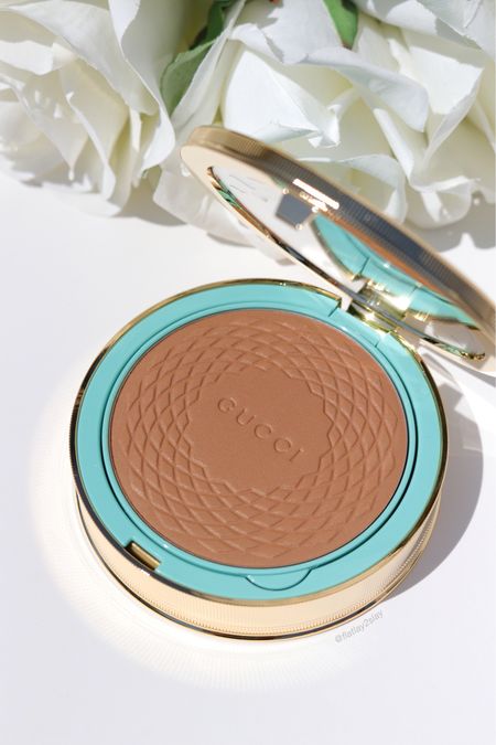 The most prettiest bronzer I own 😍🩵🧸🌟👌🏻 @guccibeauty Bronzing Powder in 03  Do you have it in your collection? 

Happy Friday! And happy long Canada Day weekend for all my Canadian friends! 🇨🇦 And start of summer break for kids!!! So many changes this weekend! ☀️🍉🌊🐠

🌟🩵🌟🩵🌟🩵🌟🩵🌟🩵🌟🩵🌟

#gucci #guccibeauty #guccı #luxurymakeup #luxurybeauty #highendbeauty #sephoracanada #sephorahaul #viralmakeup #viralbeauty #bronzedskin #bronzedmakeup #bronzedbabe #bronzedbeauty #bronzedgoddess #okokok #exploremakeup #makeupexplore #girlythings #ugccreator #summermakeup #prettypackaging #makeupaesthetic #ａｅｓｔｈｅｔｉｃ #beigeaesthetic



#LTKbeauty