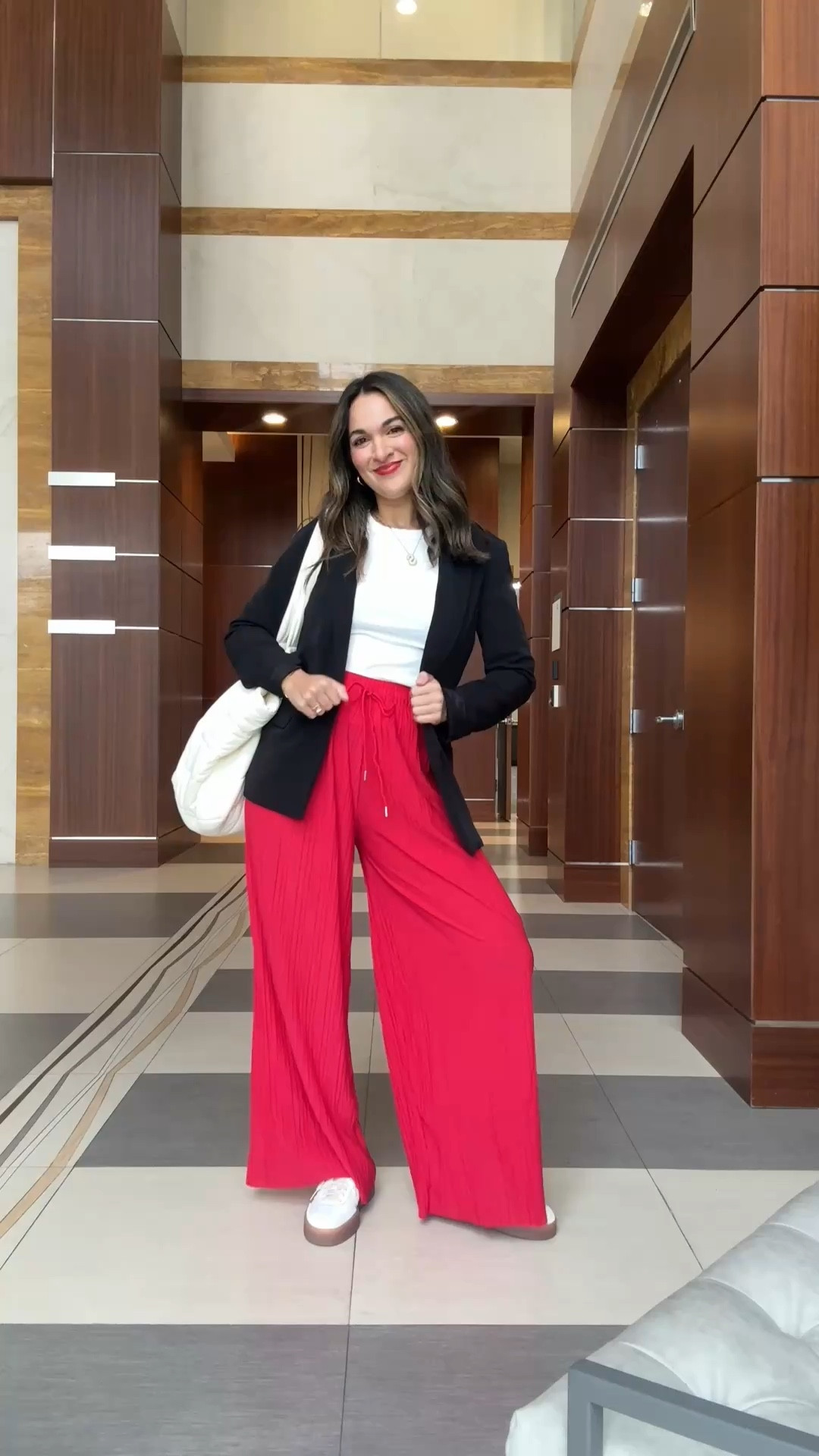 Casual office attire
Casual office looks
Office looks 
Office outfits 