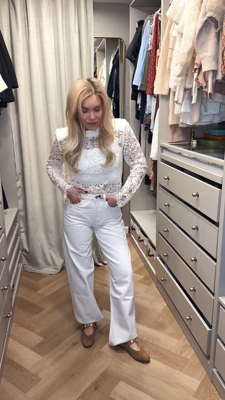 Perfect going into spring outfit 
White jeans
Agolde jeans 
Suede flats 
Lace top


#LTKdayinmylife #LTKSeasonal #LTKootd