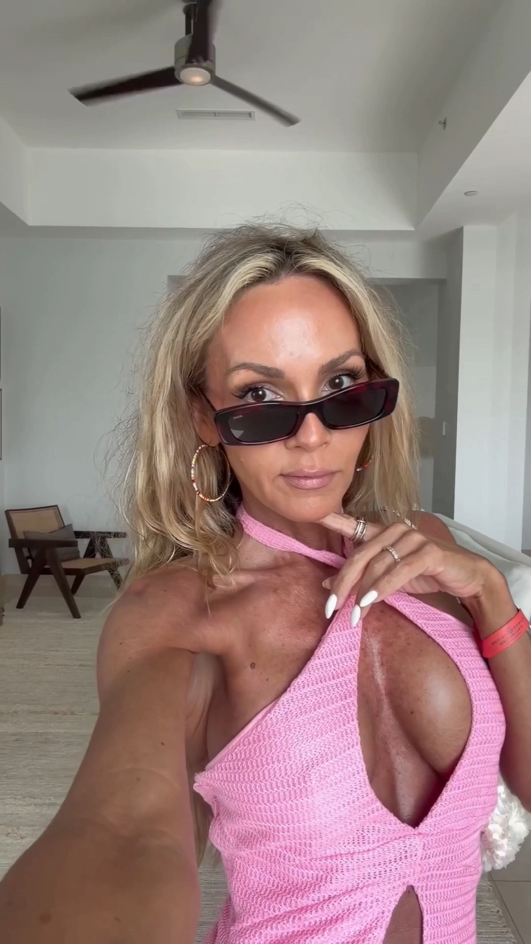 Sojos + Kulani Kinis Collab
•
#sojos #kulanikinis #sunglasses #trendysunglasses #kulanikiniglasses #affordablefinds #affordablefashion #amazonfashion

#LTKootd #LTKSwim #LTKTravel