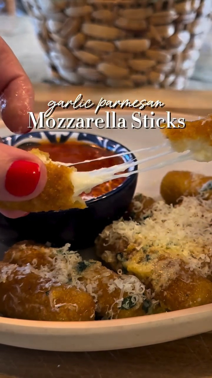 🧄✨ These Garlic Parmesan Mozzarella Sticks are about to steal the spotlight.
Air fry your frozen cheese sticks at 360° for 7 minutes, toss in melted butter, garlic powder, parsley, and grated Parmesan… then finish with even more cheese on top. Crispy, golden, and totally addictive.

Serve with marinara and prepare to never settle for plain mozz sticks again. 🍅🧀

➡️ Share with a friend who needs more cheese in their life
💬 Comment CHEESE and I’ll send the recipe straight to your DMs!

#fyp #easyrecipe #airfryerrecipe #cheese #mozzarellasticks #parmesan #garlicbutter #viralrecipe #snackrecipe #recipeoftheday #savorandshine #appetizer #comfortfood #recipe #quickrecipe