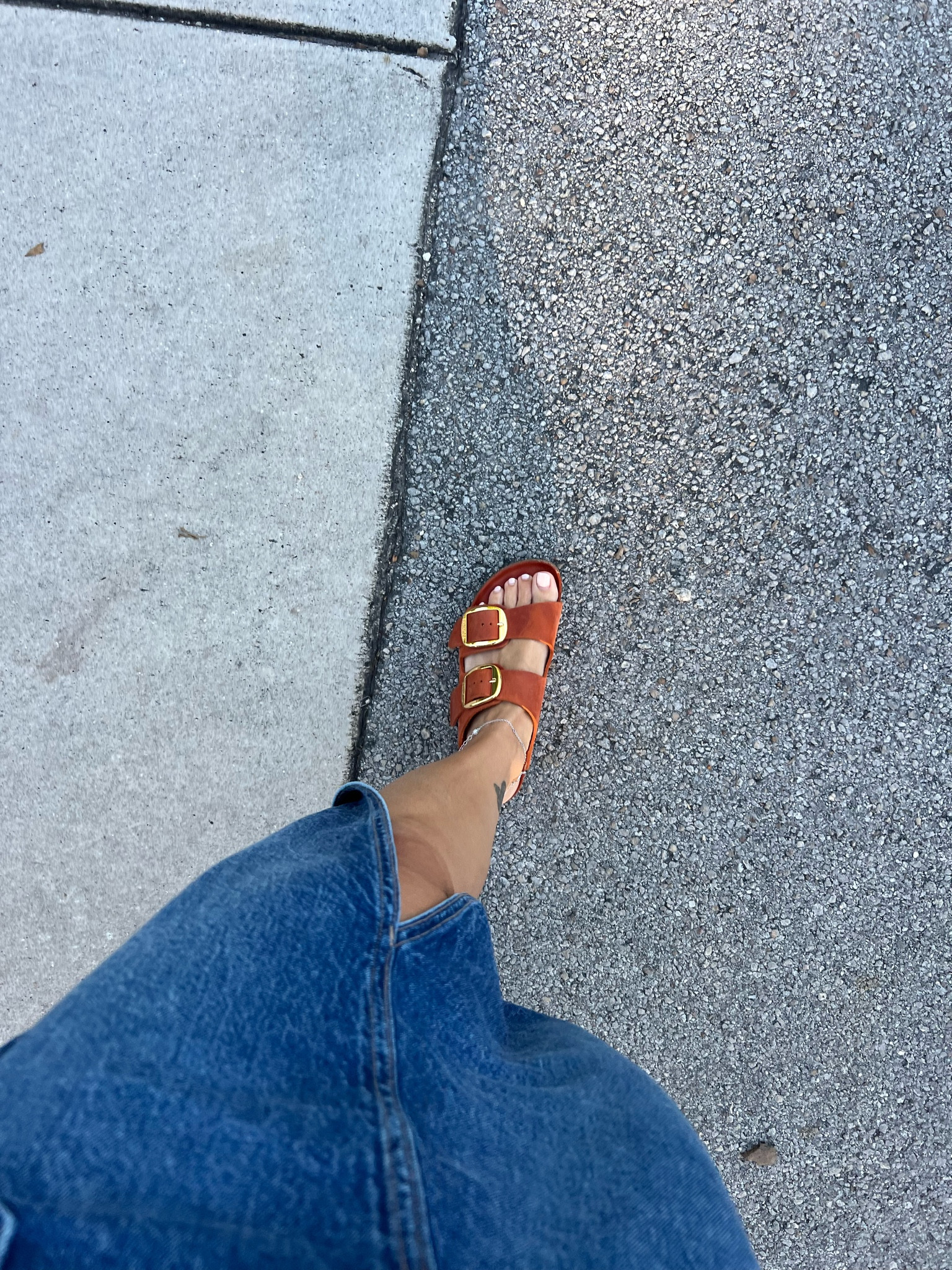 Arizona Big Buckle Slide Sandal on super SALE!!!

Orange as shown and I wear them all the time! Great for fall! 

#LTKFallSale #LTKSaleAlert #LTKFindsUnder100