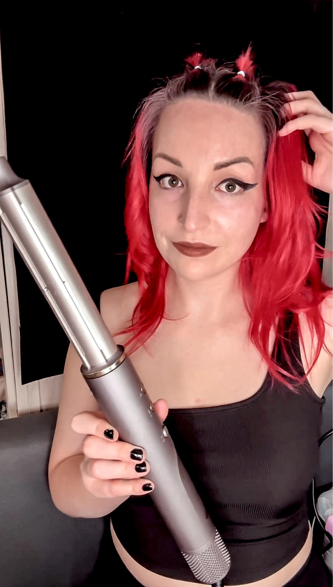 The ultimate holiday gift this season🎁💁🏼‍♀️ @t3micro Aire 360 air styler blowout kit🤩 #t3micropartner 

Trust me when I say - this is the BEST gift idea for her 🩷 Perfect for a quick blowout style or easy curls! 

At first this took a bit of getting used to, but once you get the hang of it it’s so quick and easy to use! I’ve mentioned before that #T3micro hair tools are the best quality (I’ve had their hair tools for years and years + they are still like new!). 

Add this to your wishlist ladies🤫🎁🩷

#LTKStyleTip #LTKBeauty #LTKGiftGuide