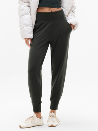 Coaster Luxe High Rise Jogger | Athleta