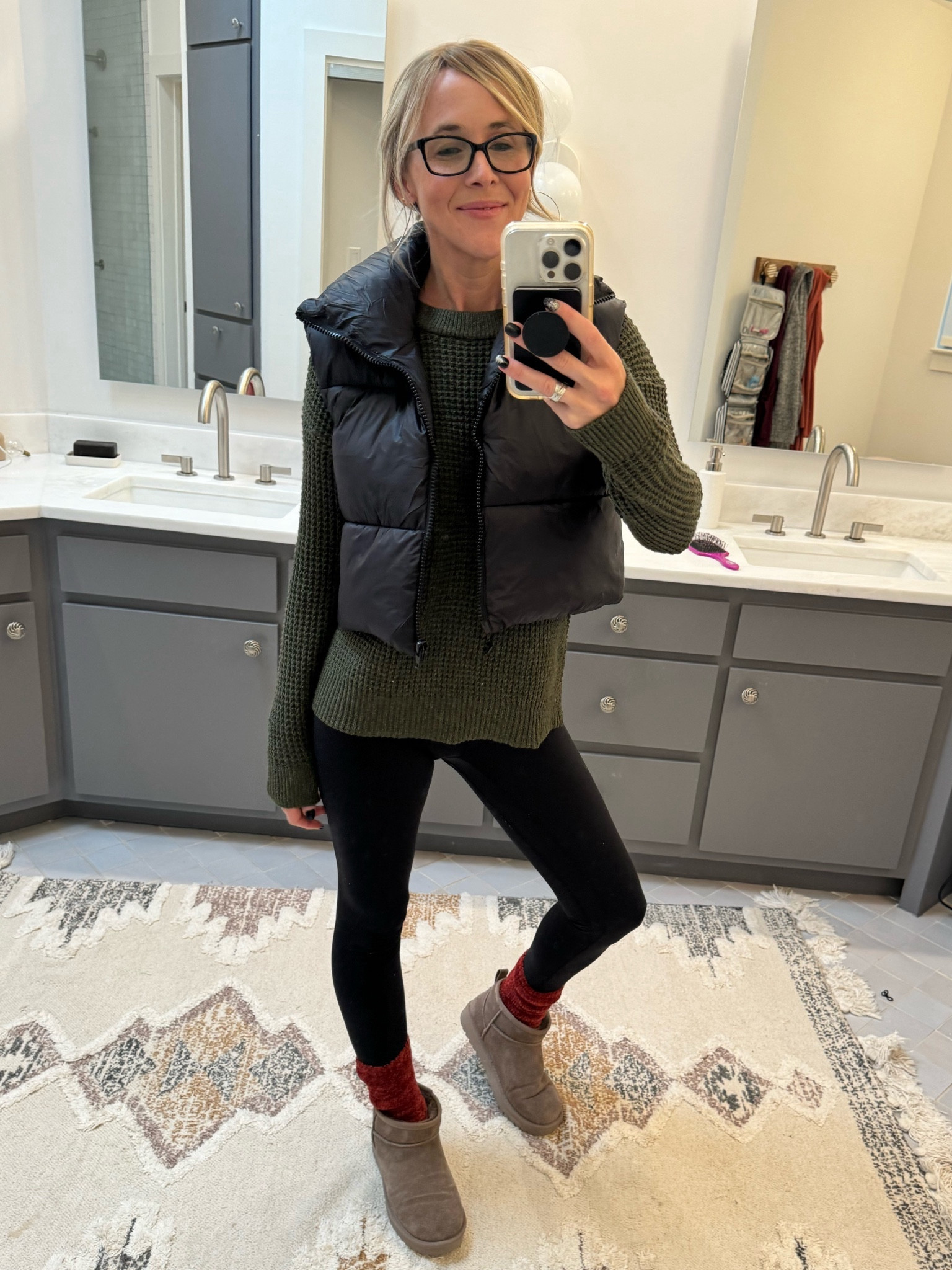 I don’t know what I’m doing over here but I’m trying my hardest to be a fashionista! 😃😆 Well, a frugal one! 🙌💃

#LTKfindsunder50 #LTKstyletip #LTKover40