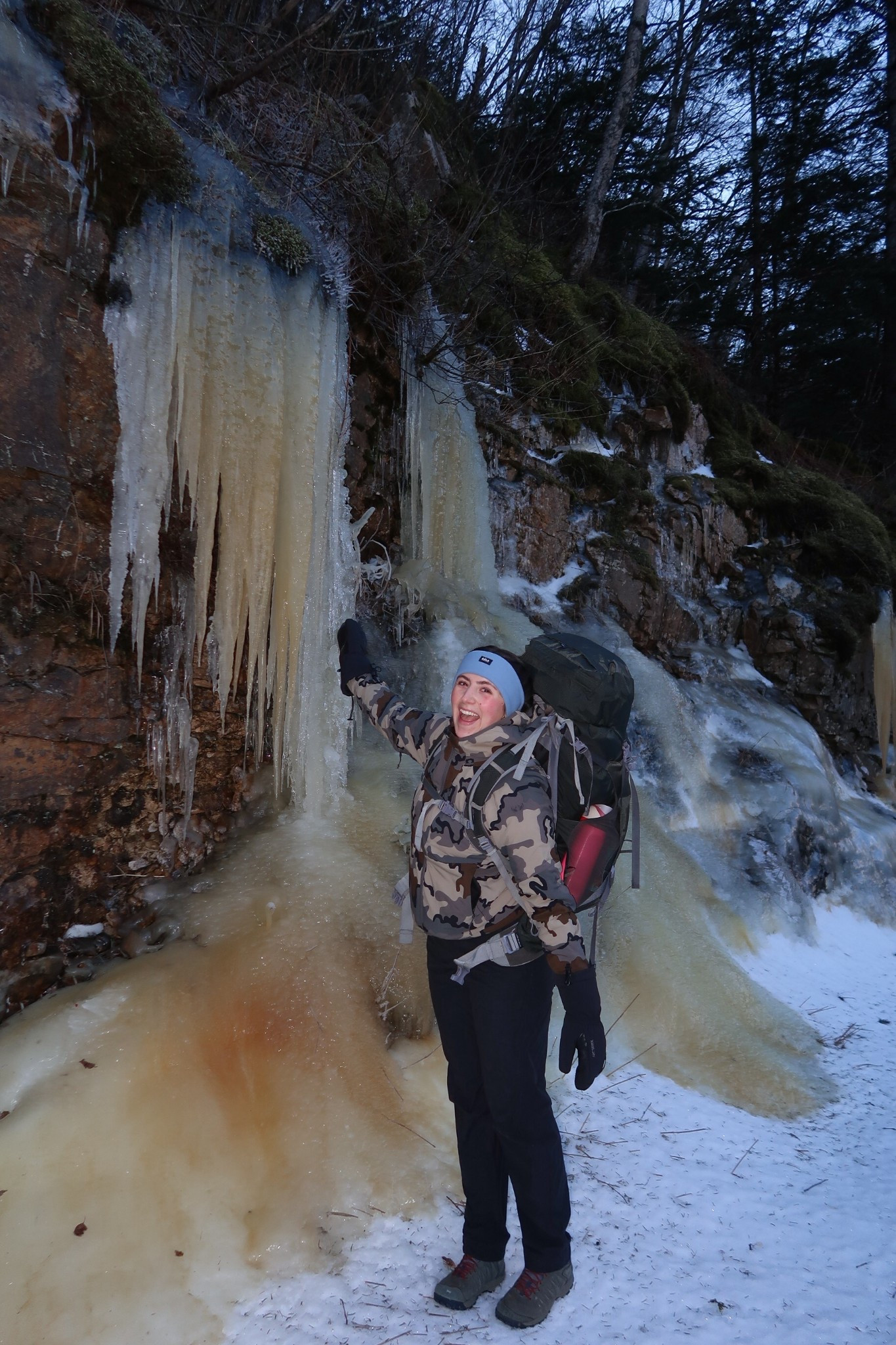 Hiking to stay in a remodeled train car🫶🏼

#LTKTravel #LTKActive #LTKSeasonal