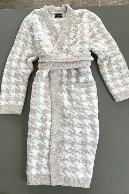 Houndstooth Buttery Robe | The Styled Collection