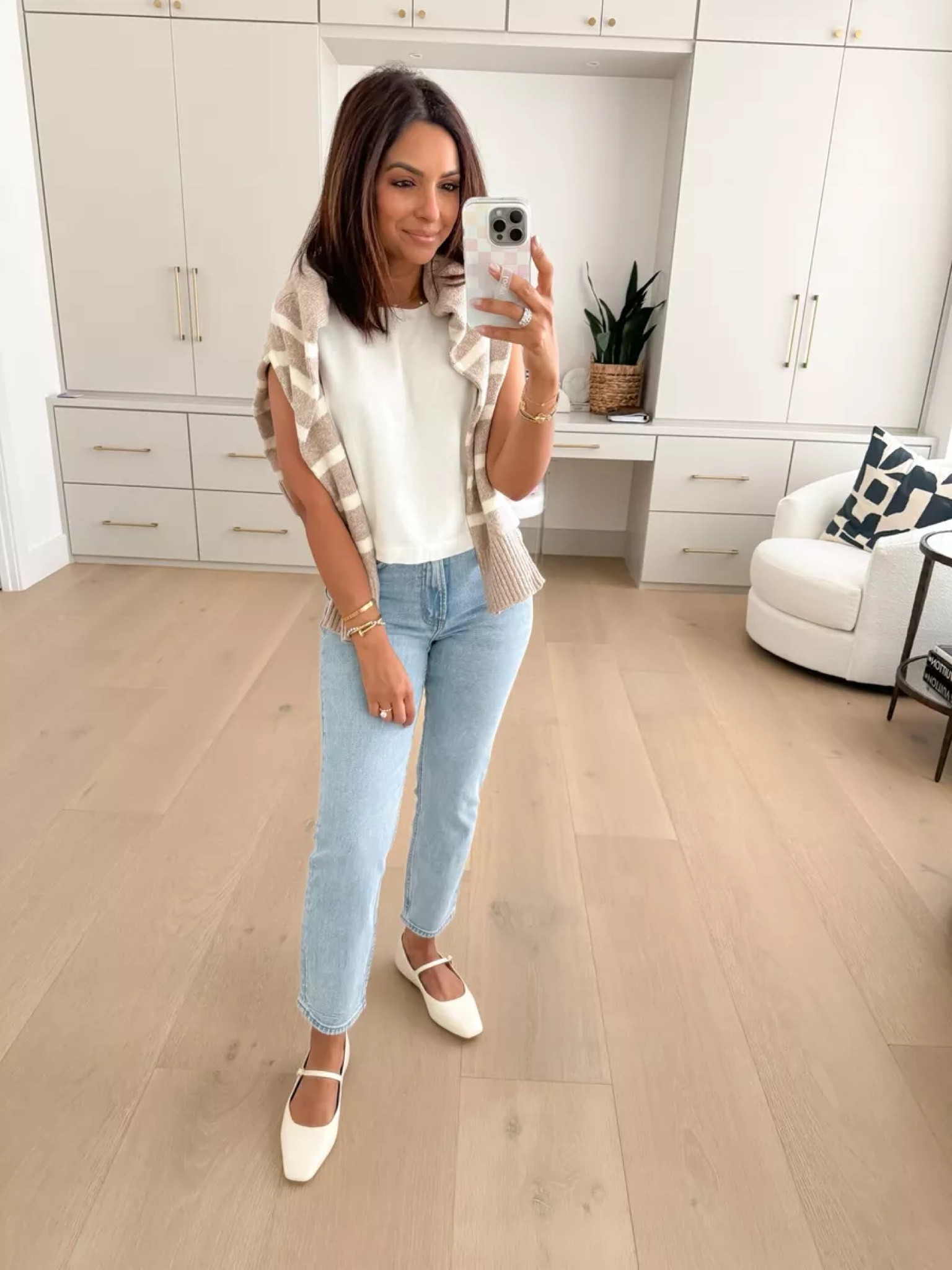 These jeans are truly the cutest. Stock up now for fall! Get 15% off when you spend $150+ 🤍

#LTKStyleTip #LTKFindsUnder100 #LTKSaleAlert