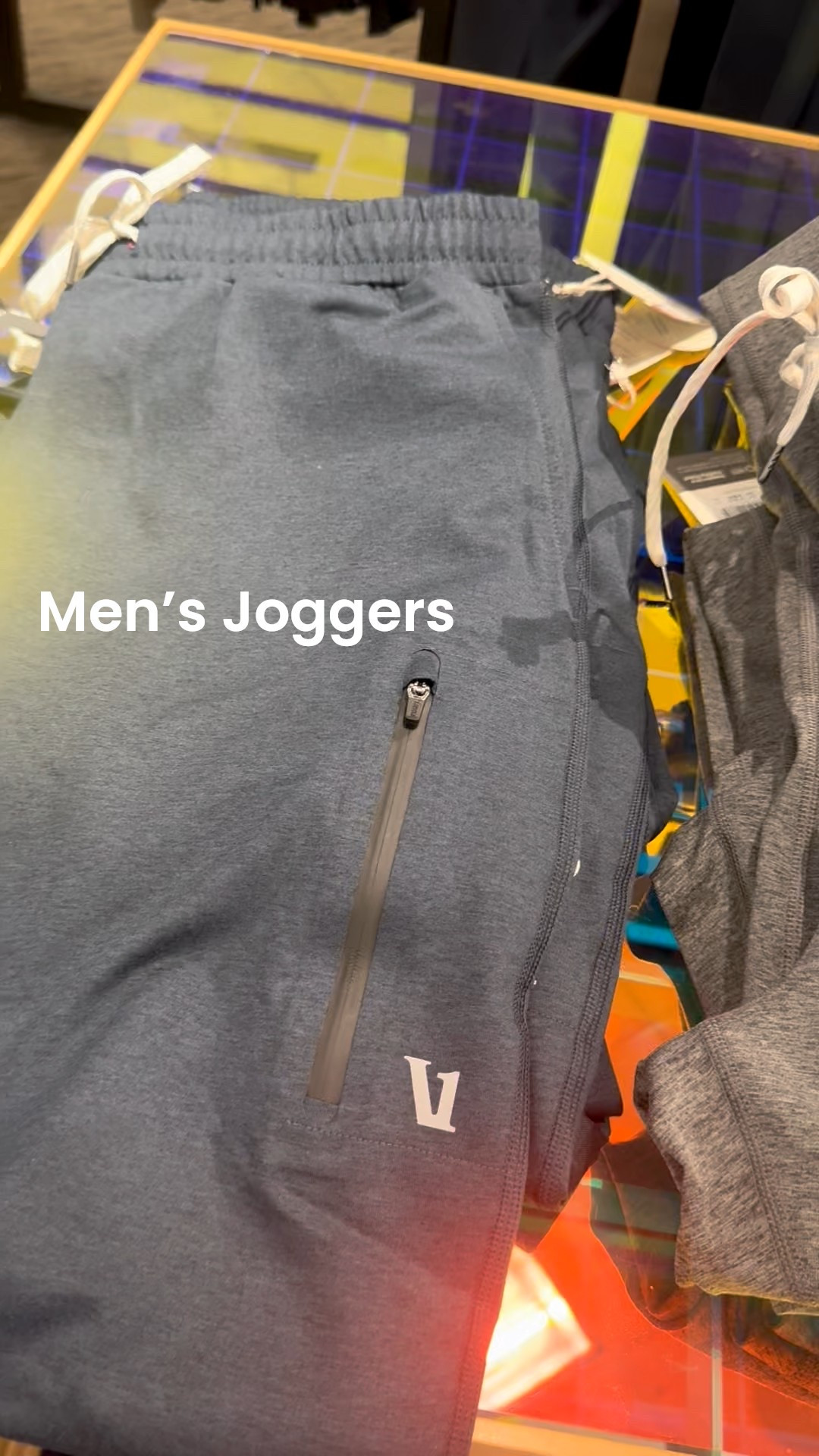 #mens @Vuori US 

#LTKActive #LTKMens #LTKValentine