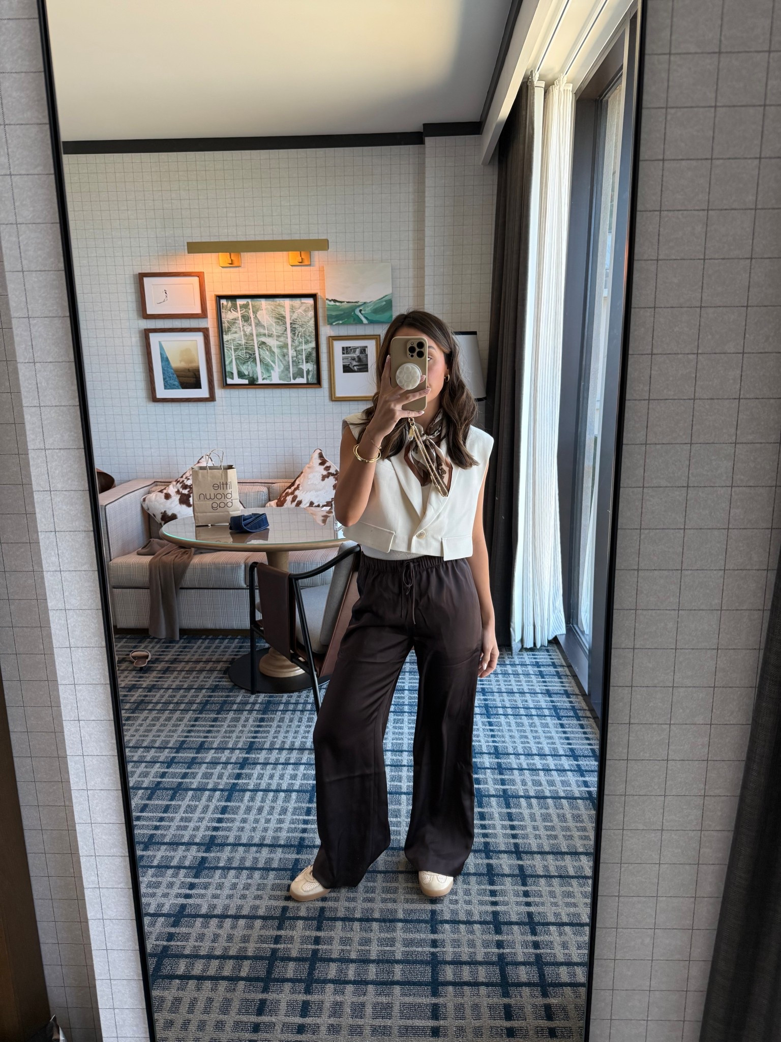 Small vest and pants xs bodysuit 

#LTKCon