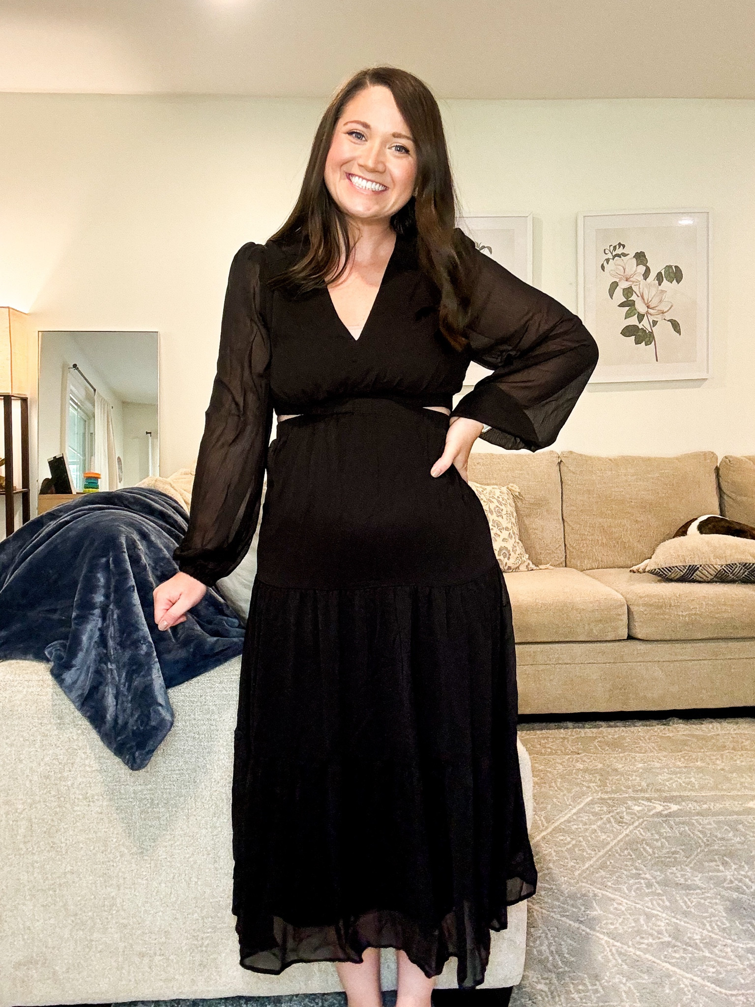 Midi dress. Black dress. Fall dress. Fall outfit. Winter dress. Winter outfit. Holiday outfit 