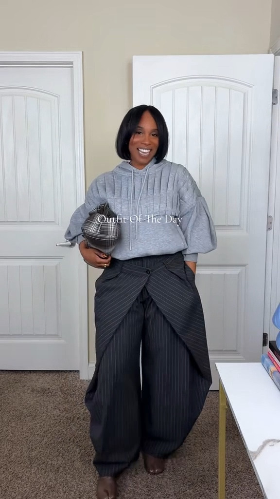 OOTD but make it effortless ✨ Styled these trousers for a look that’s stylish and comfortable. Perfect for work, errands, or a casual lunch date. A good pair of trousers will always be a wardrobe staple you can dress up or down.

I’m wearing a size 10 for an oversized fit. Also comes in multiple colors. 
 #outfitoftheday #trouserstyle #everydayfashion #casualchicstyle #styleover30 #fashionover30 

#LTKMidsize #LTKootd #LTKgrwm