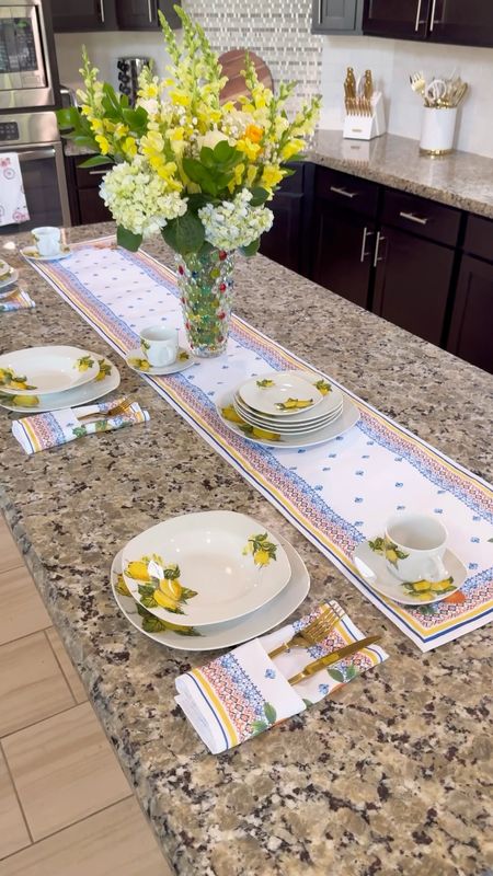 Sharing some finds from Macy’s Friends & Family sale #homedecor #dinnerware #diningroom 

#LTKHome #LTKSaleAlert #LTKVideo