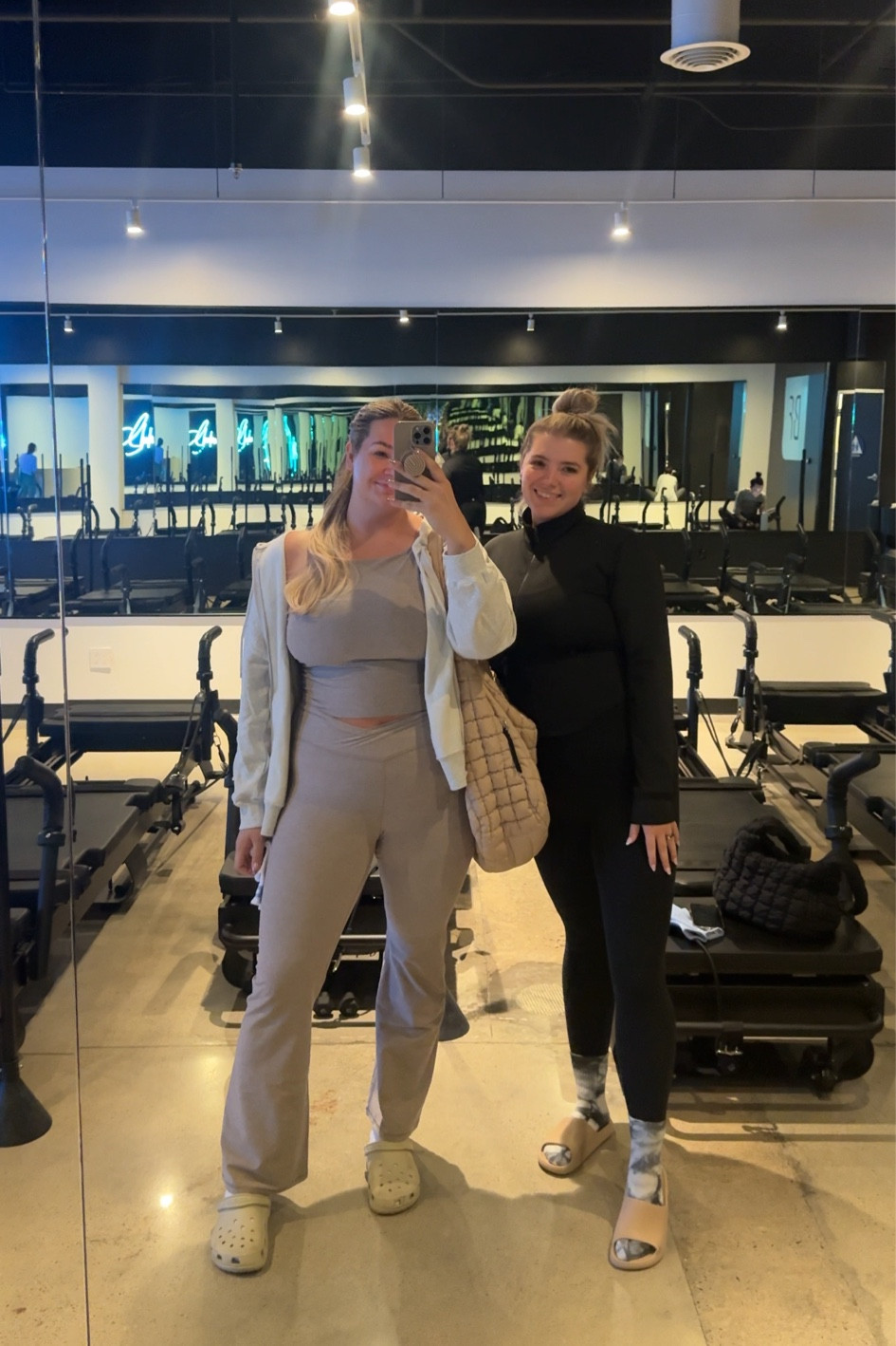 wearing an xl :)

#LTKFitness