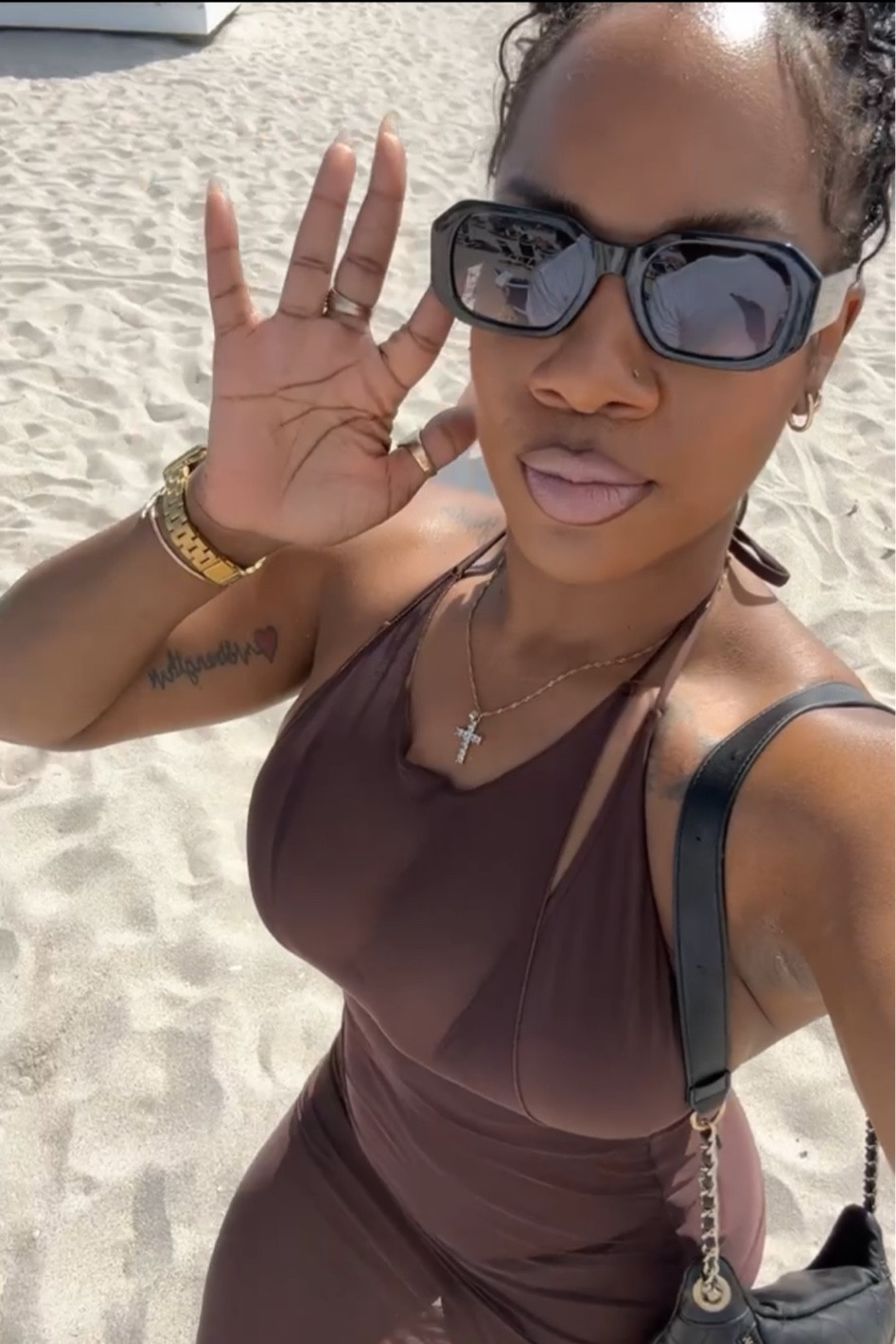 Quay “Hyped up” Sunnies

#LTKFindsUnder100