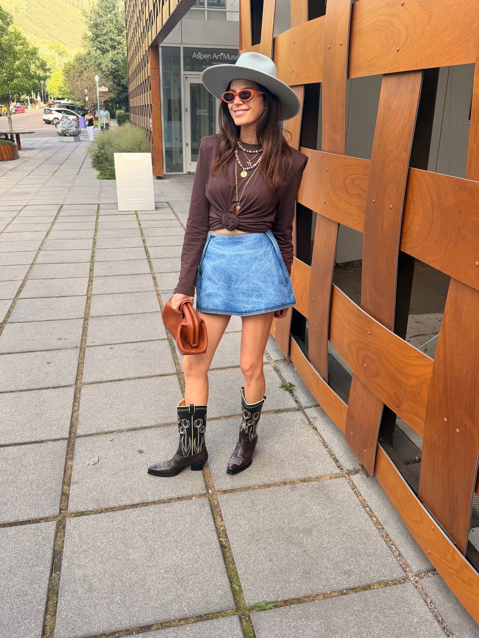Night out in Aspen

#LTKootd #LTKdayinmylife #LTKTravel