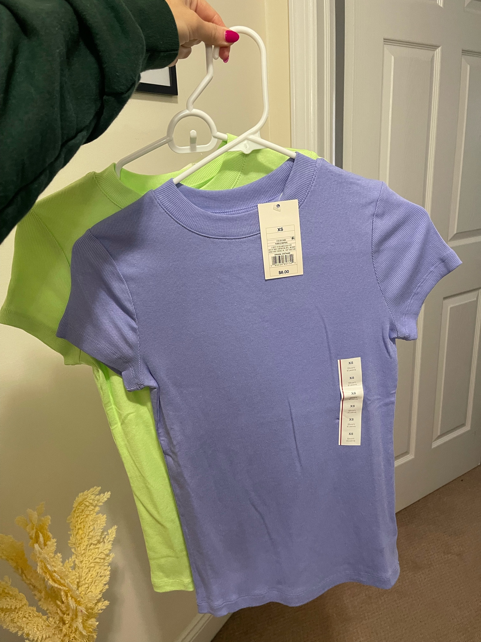 These ribbed tops from target are a must have 💚💜 #target

#LTKfindsunder50 #LTKU #LTKstyletip