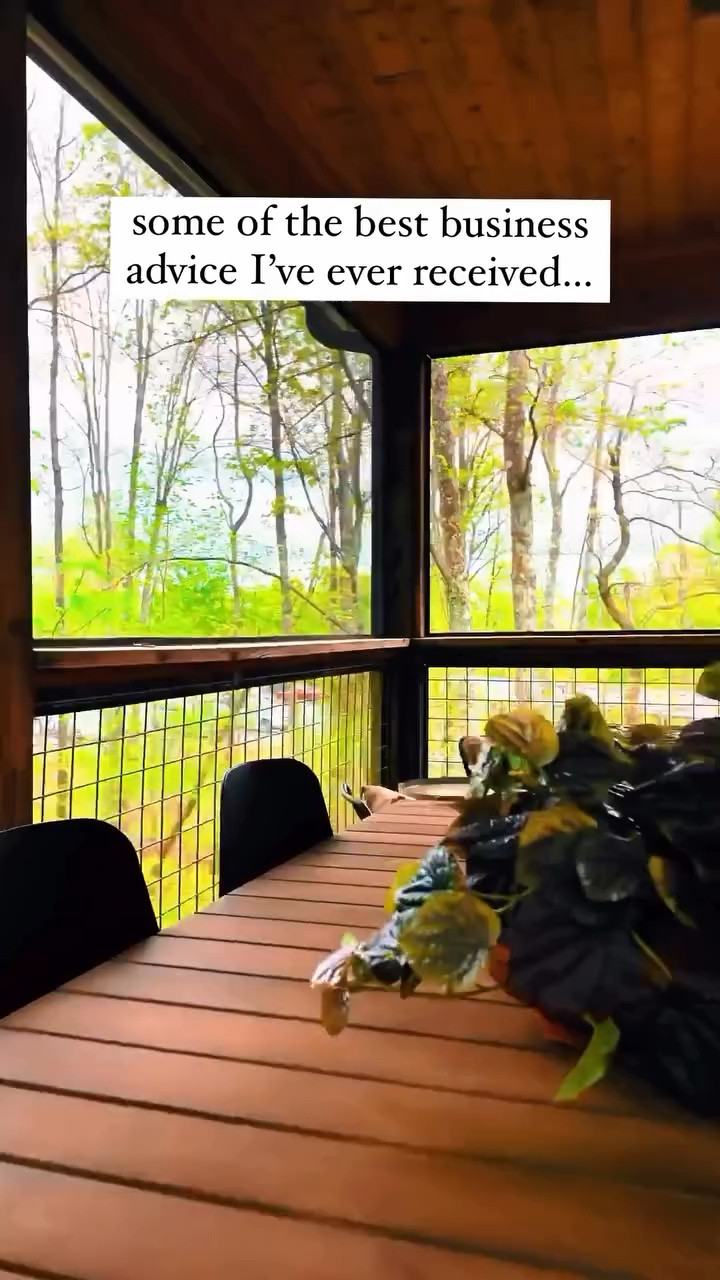 Here 👇🏼👇🏼👇🏼⁣
⁣
☝🏼𝘋𝘰𝘯’𝘵 𝘧𝘰𝘳𝘨𝘦𝘵 𝘵𝘰 𝘴𝘢𝘷𝘦 𝘵𝘩𝘪𝘴 𝘱𝘰𝘴𝘵 𝘴𝘰 𝘺𝘰𝘶 𝘤𝘢𝘯 𝘧𝘪𝘯𝘥 𝘪𝘵 𝘭𝘢𝘵𝘦𝘳 𝘢𝘯𝘥 𝘴𝘩𝘢𝘳𝘦 𝘸𝘪𝘵𝘩 𝘢 𝘧𝘳𝘪𝘦𝘯𝘥 𝘸𝘩𝘰 𝘩𝘢𝘴 𝘢𝘯 𝘈𝘪𝘳𝘣𝘯𝘣! ⁣
⁣
Ever heard of the KISS principle? ⁣
⁣
KEEP IT SIMPLE SWEETIE 😘⁣
⁣
For STRs the moment you try to get complicated with your operations, technology, and especially communication is when you drop the ball and FAIL! ⁣
⁣
We keep our operations simple by having a clear expectations, SOPs, and brand guidelines. We have standardized items like the same linens, toaster, coffee maker, tv, etc that we use in every property. ⁣
⁣
This not only helps when we setup a property because our order list is generally the same but we know how to troubleshoot technology in every property because it’s THE SAME! ⁣
⁣
My other favorite way to keep it simple is by having a VERY clear list and OPERATIONAL CHECKLIST for every single property. 𝘛𝘩𝘪𝘯𝘬 𝘸𝘩𝘢𝘵 𝘴𝘩𝘰𝘶𝘭𝘥 𝘣𝘦 𝘥𝘰𝘯𝘦 𝘥𝘢𝘪𝘭𝘺, 𝘸𝘦𝘦𝘬𝘭𝘺, 𝘮𝘰𝘯𝘵𝘩𝘭𝘺, 𝘲𝘶𝘢𝘳𝘵𝘦𝘳𝘭𝘺, 𝘢𝘯𝘥 𝘺𝘦𝘢𝘳𝘭𝘺! ⁣
⁣
Want my OPERATIONAL CHECKLIST? ⁣
⁣
𝐂𝐨𝐦𝐦𝐞𝐧𝐭 𝐂𝐇𝐄𝐂𝐊𝐋𝐈𝐒𝐓 𝐚𝐧𝐝 𝐈’𝐥𝐥 𝐬𝐞𝐧𝐝 𝐲𝐨𝐮 𝐭𝐡𝐞 𝐥𝐢𝐧𝐤 𝐨𝐟 𝐡𝐨𝐰 𝐭𝐨 𝐠𝐞𝐭 𝐢𝐭 🙌🏼⁣
⁣
#airbnb #superhost #str #vrbohost #host #realestate #realestateinvestor #creativerealestate ⁣
#airbnb #investor #passiveincome #digitalmarketing #coach #mentor #str #shorttermrental #shorttermrentals

#LTKWatchNow #LTKFindsUnder100 #LTKHome