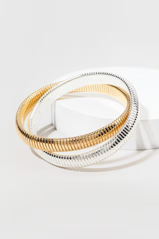 Kaylee Chunky Cross Wire Bangle | Francesca's