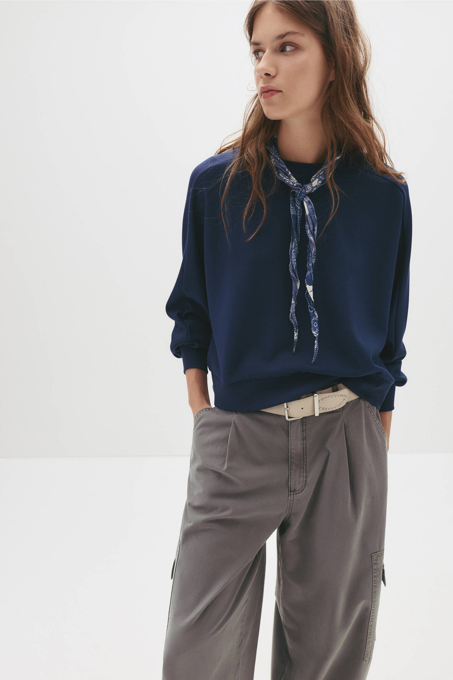 Plain round neck sweatshirt - pull&bear | PULL and BEAR UK
