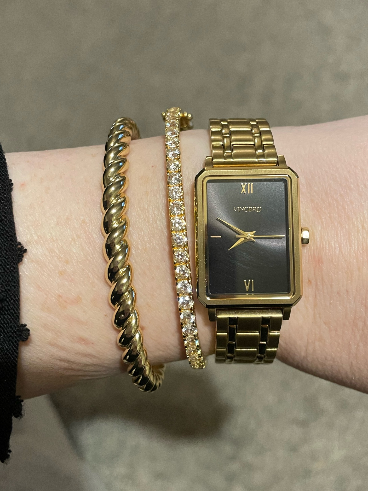 My cubic zirconia bangle is included in the Nordstrom anniversary sale! I love it and wear it daily

#LTKSaleAlert #LTKxNSale #LTKSummerSales