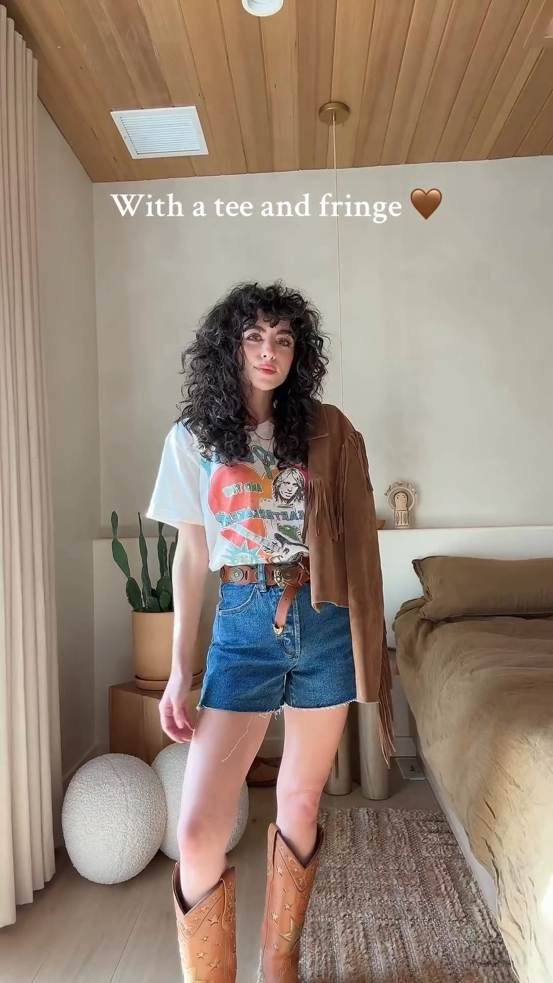 3 ways to style denim shorts ✨ love the rise on these. Run true to size   

Country Concert Outfit

#LTKstyletip #LTKSeasonal