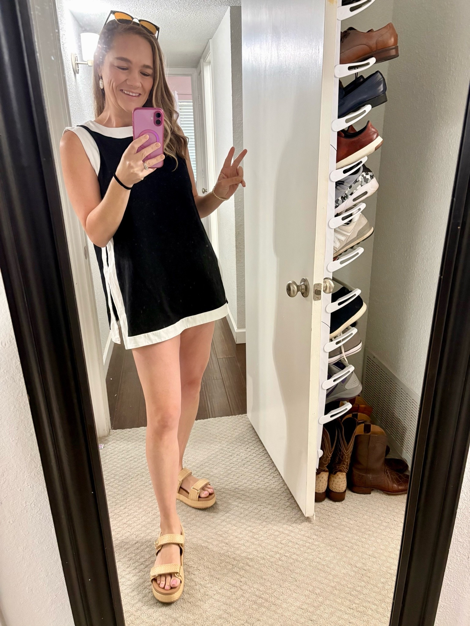 Touring a bunch of beautiful homes today and love this set that feels so easy and put together!

#LTKootd #LTKdayinmylife #LTKmomlife