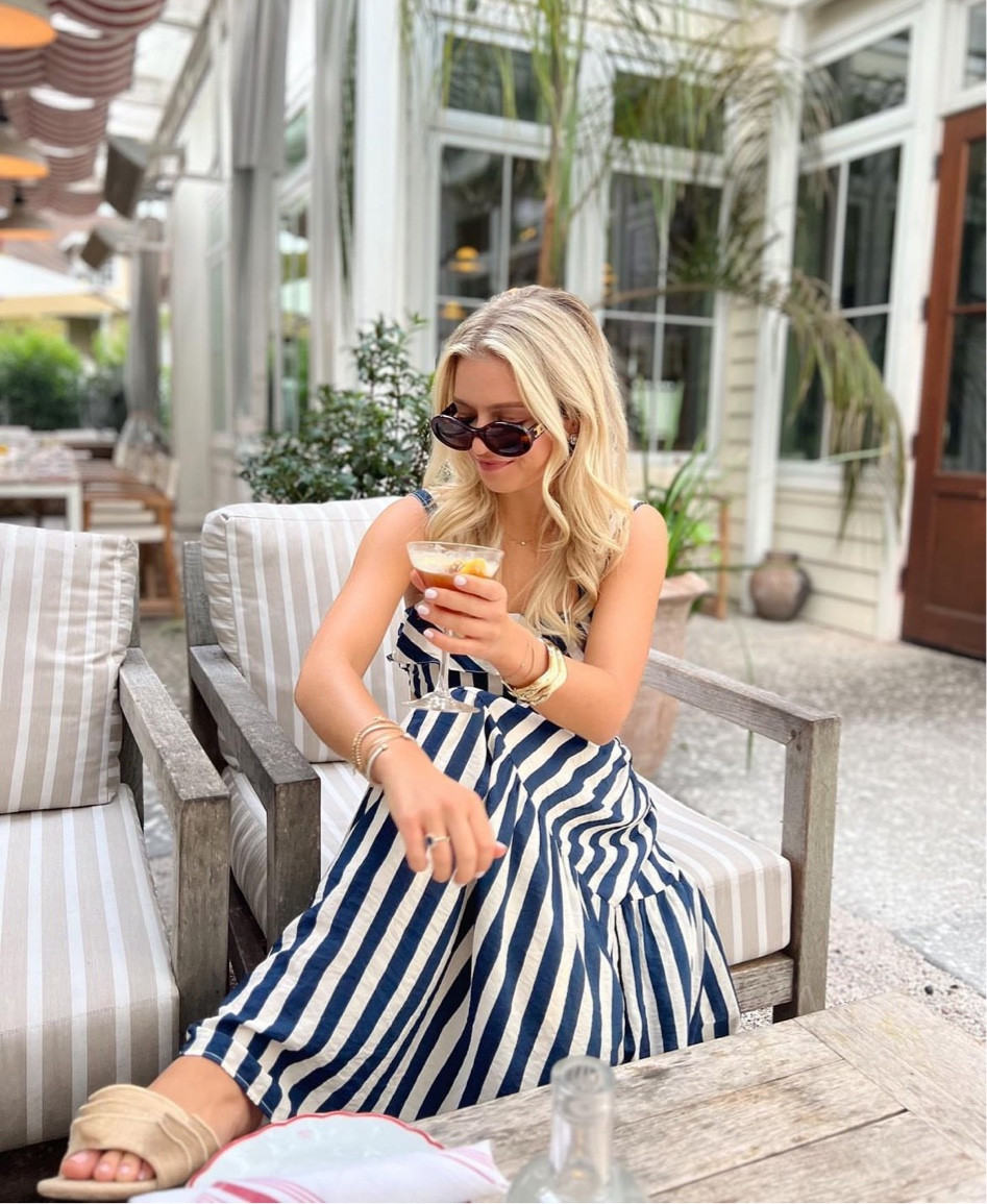 Dress on sale 

#LTKCyberWeek #LTKGiftGuide #LTKHoliday