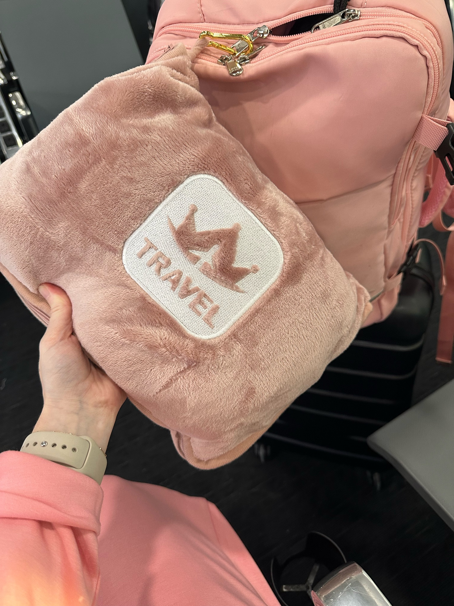 Travel pillow/blanket that clips on your bag - perfect for an overnight flight or anyone who always gets cold on the plane (me!) under $20 Amazon find, super soft and fuzzyy

#LTKFindsUnder50 #LTKTravel
