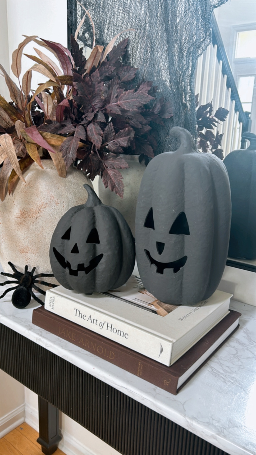 These paper Mache jack o lanterns and ghosts look designer without the price tag , under $12!!!🚨
#FallDecor2025 #WalmartFinds #AestheticHalloween #Halloween2025 #DesignerInspired #Jackolantern #PaperMache #pumpkins #HalloweenDecor @Walmart

#LTKHome #LTKSeasonal #LTKFindsUnder50