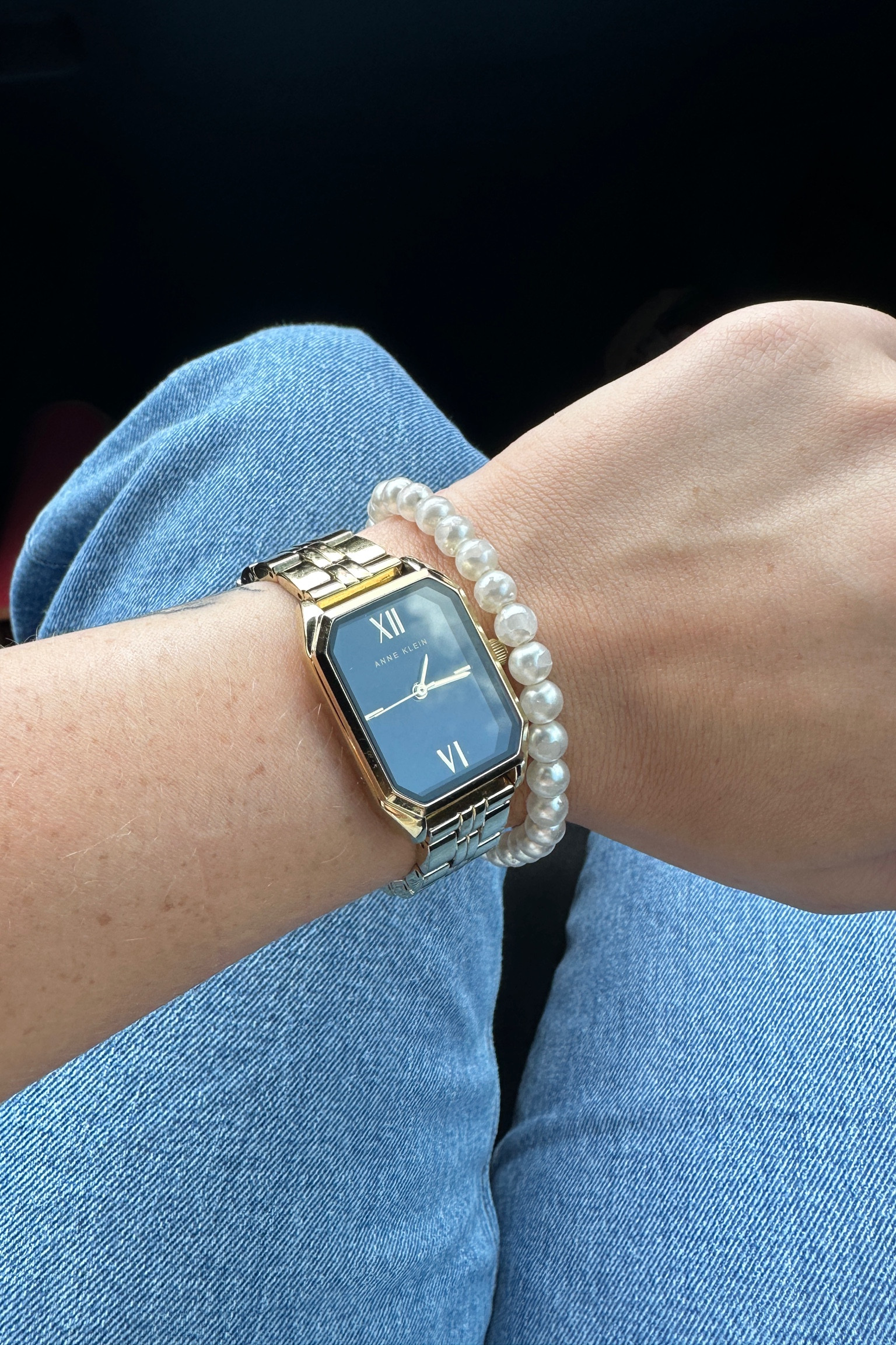A watch I wear just about everyday AND it’s on sale🙌🏻🚨

#LTKFindsUnder50 #LTKSaleAlert #LTKStyleTip