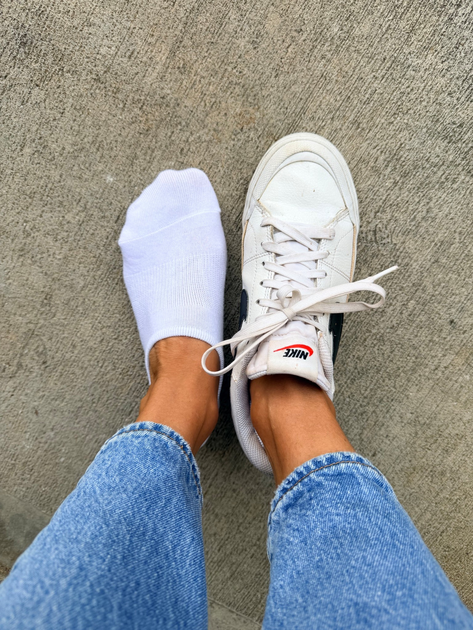 Finally found a true no-show sock 🙌🏼
You know the struggle… “no-show” that somehow still shows 🫠

These are actually invisible in all my low-profile sneakers (even the tricky ones) and stay put all day — no slipping, no bunching.
Spring + summer outfits just look better without that sock line, and these understood the assignment.

Linked my go-to pair 🧦

#LTKootd #LTKmomlife