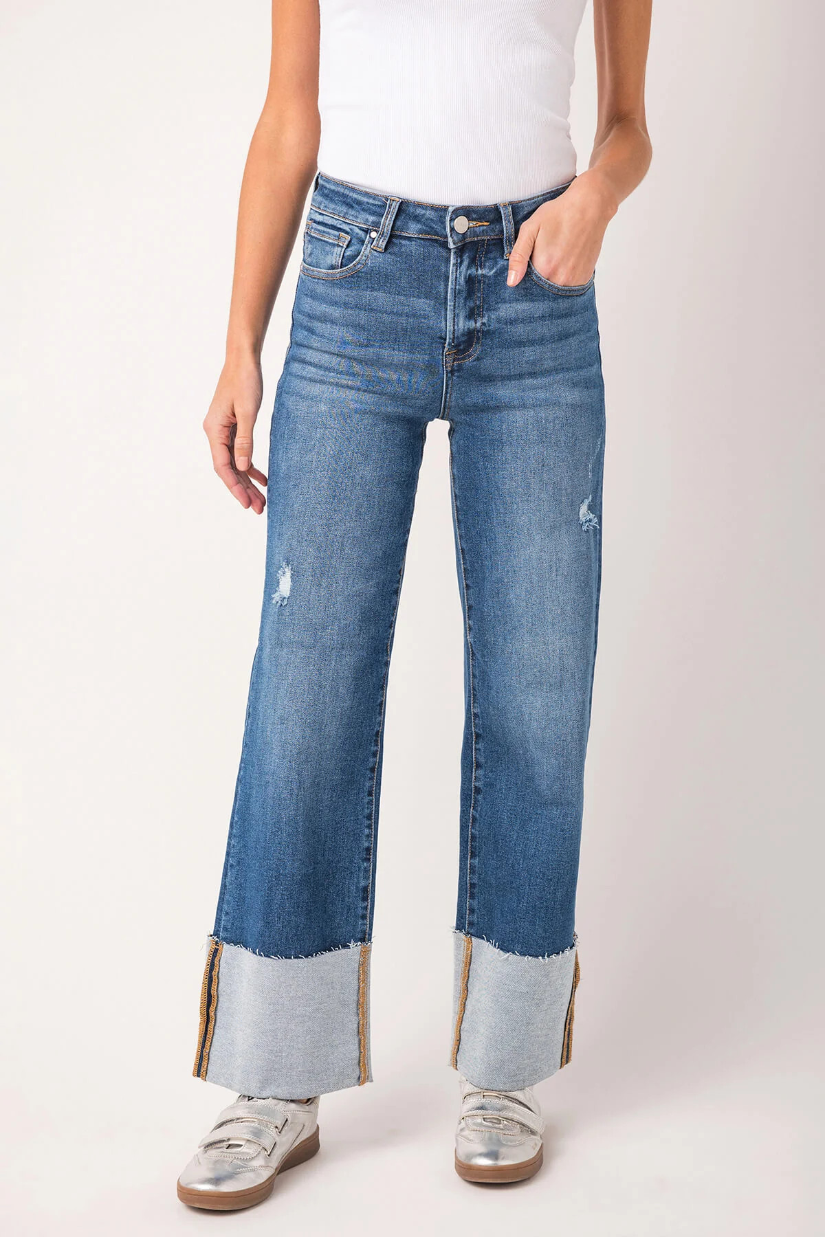 Risen Scout Large Cuffed Jeans | Social Threads