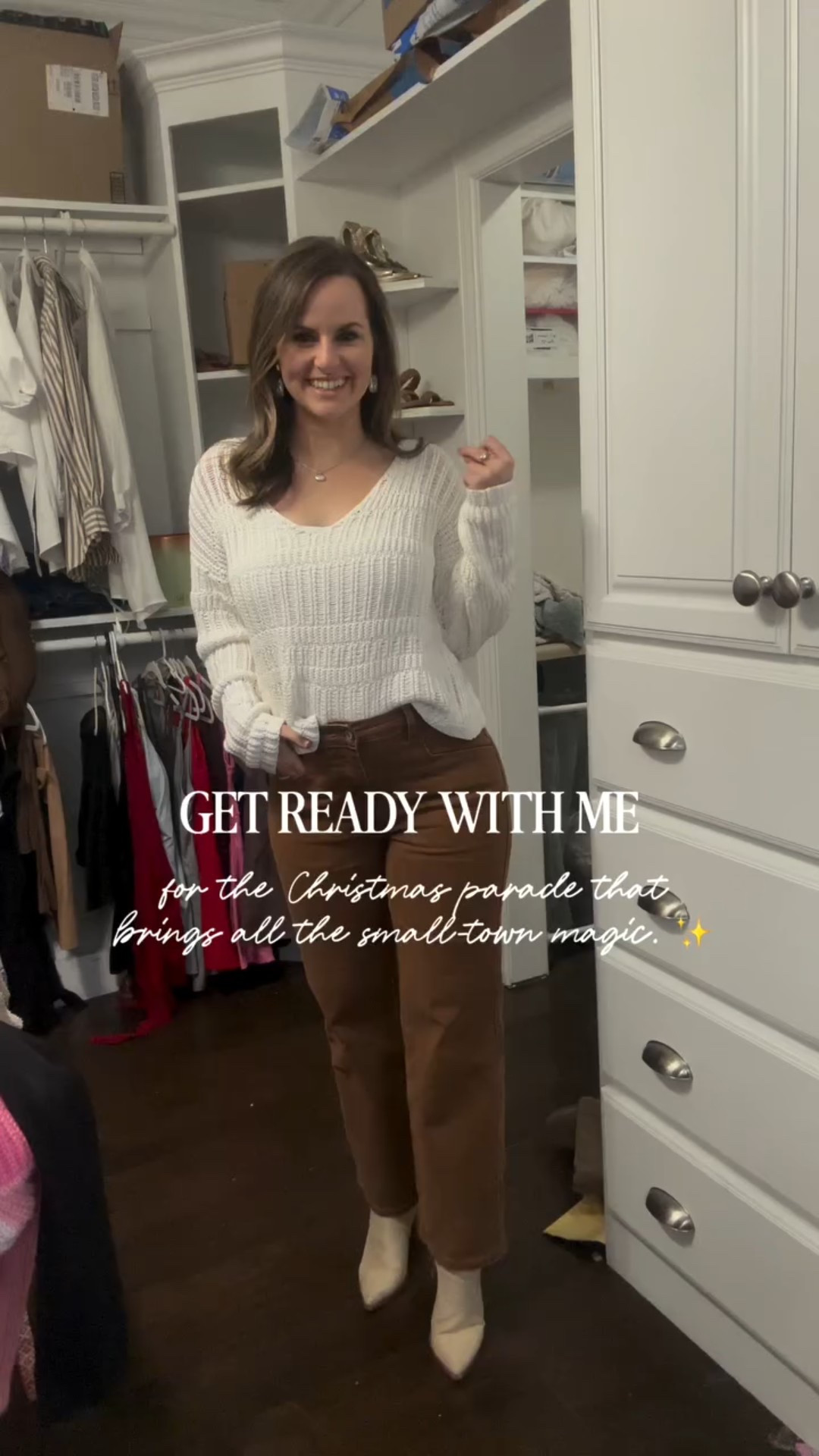 GRWM for the Christmas parade when you wanna feel cute but also not freeze 🧣✨

The real highlight though? The kids yelling “6–7!” and watching the entire parade attempt it… upside down 💀😂 we were rolling. 10/10 Christmas parade energy 🎄

Comment LINKS to shop this reel! Definitely recommend these thermal underwear + my fave brand of coats to get you through the winter!! ✔️