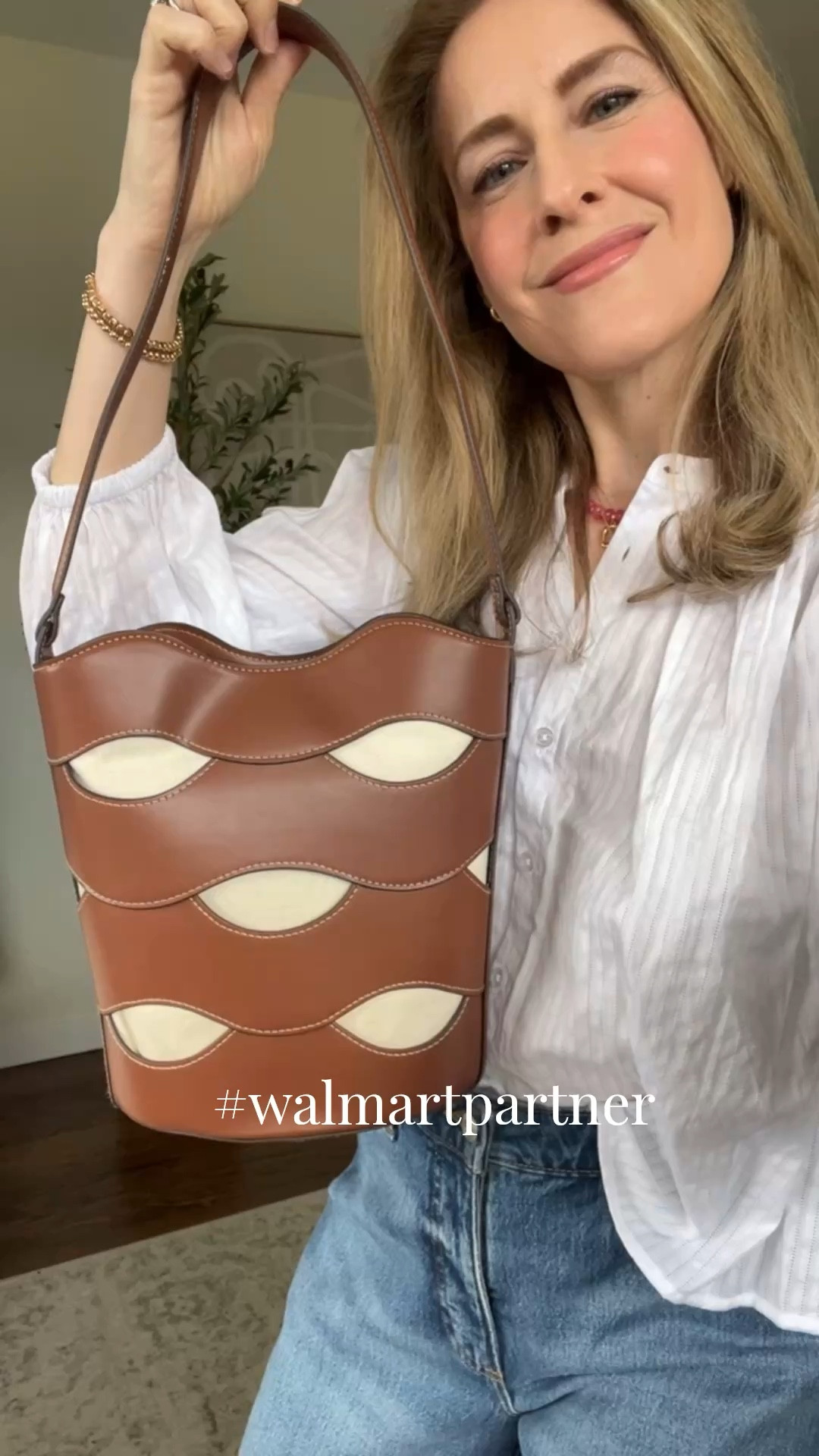 #walmartpartner Gorgeous bag, unique details, goes with everything! #walmartstyle @walmartstyle 
