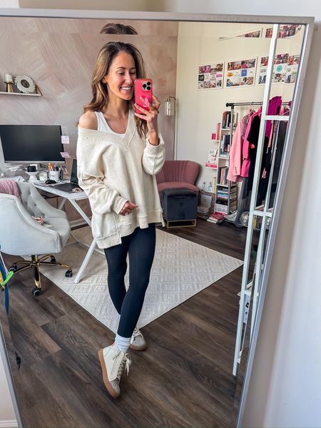 Aerie v neck sweatshirt + black leggings

Oversized sweatshirt // target tank top // Amazon fashion find // crew neck socks 

#LTKstyletip #LTKfindsunder50 #LTKfitness