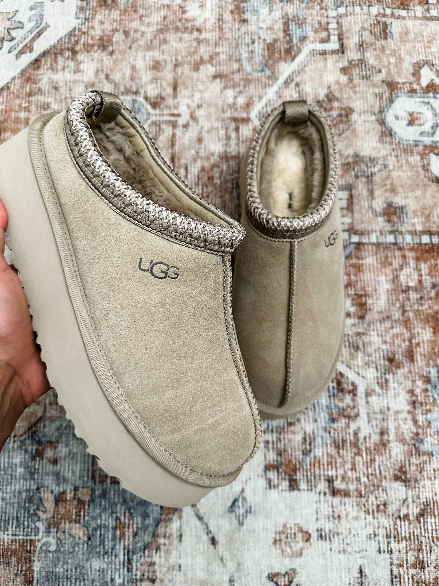 Tazz Mustard Seed Uggs that look identical to my re*al ones! #uggs #tazz 

#LTKshoecrush #LTKSeasonal #LTKfindsunder50