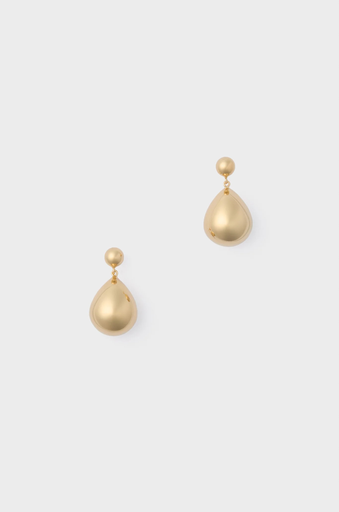Gold The Julie Earrings | Tuckernuck (US)