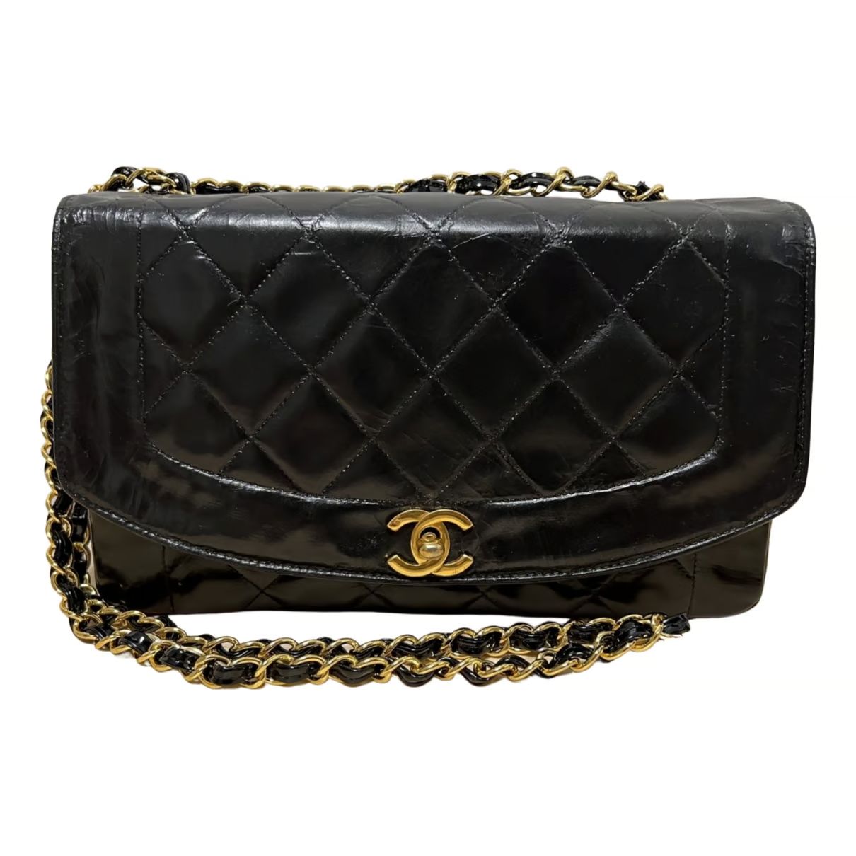 Chanel Diana patent leather crossbody bag | Vestiaire Collective (Global)