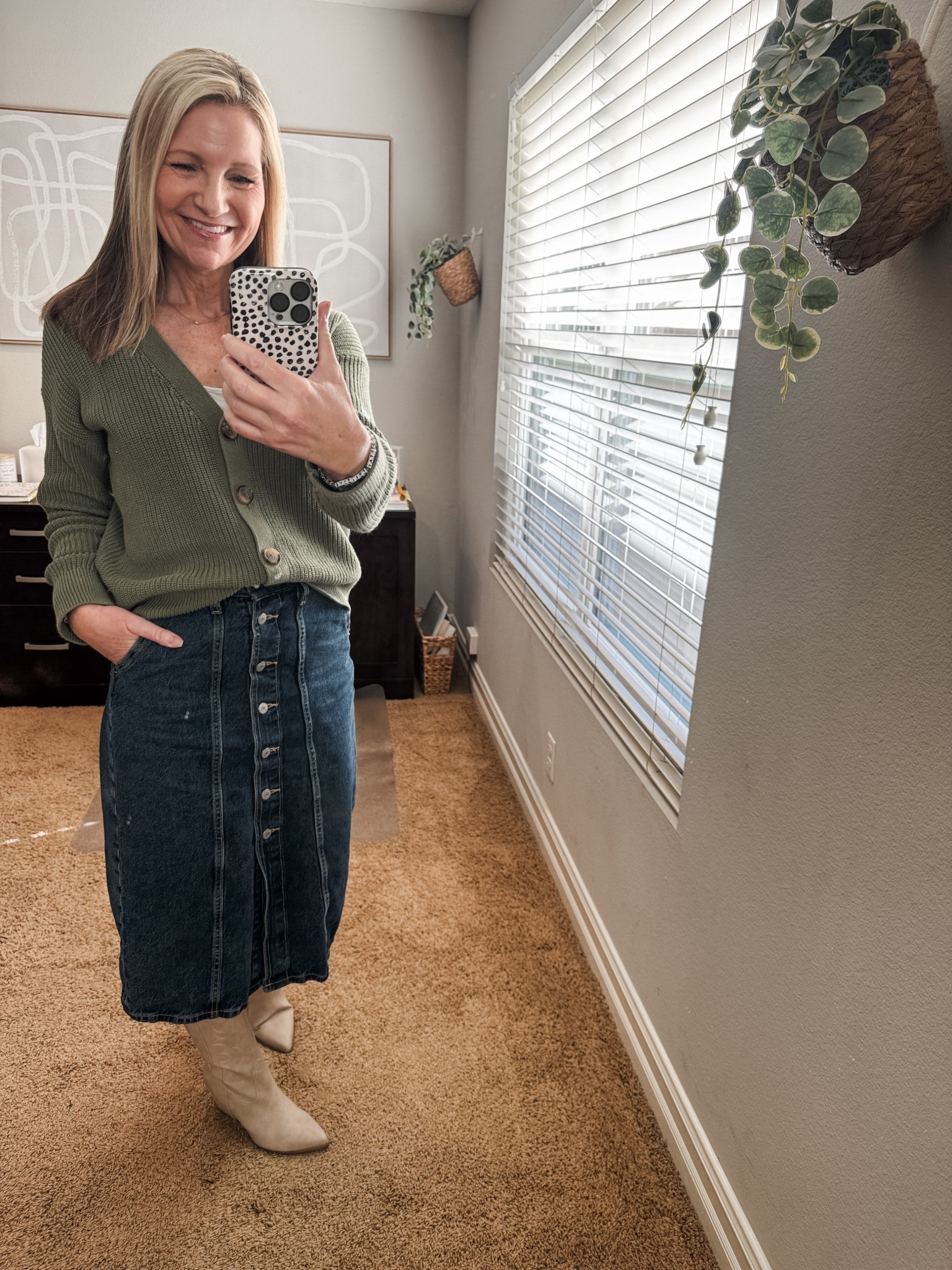 My Old Navy outfit of the day is from last year but I linked the current styles on sale right now. 

#LTKootd #LTKSeasonal #LTKOver40