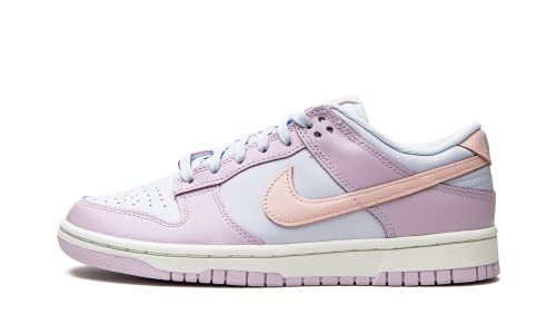Nike Women's Dunk Low Sneaker | Amazon (US)