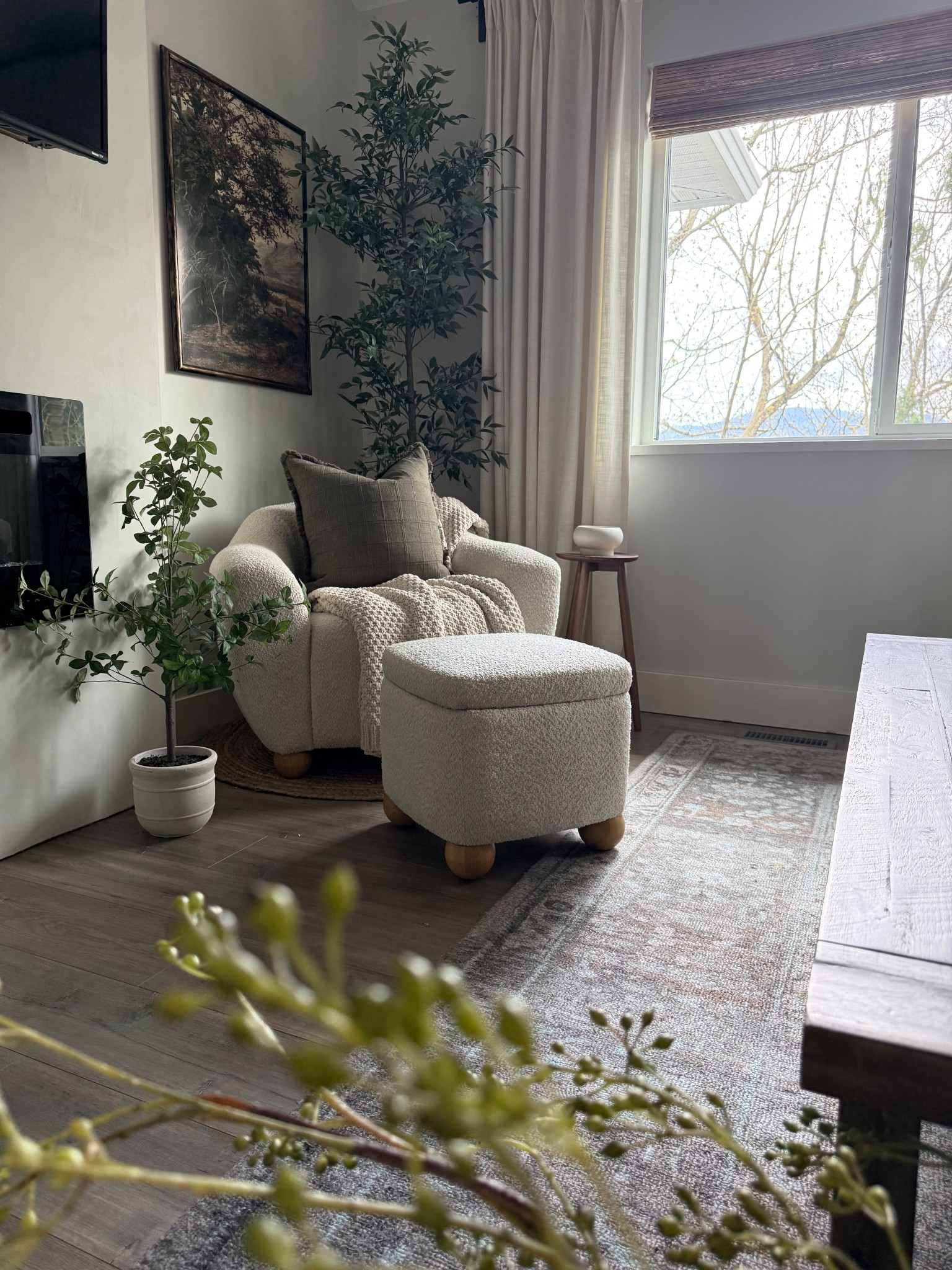 Cozy bedroom corner ✨