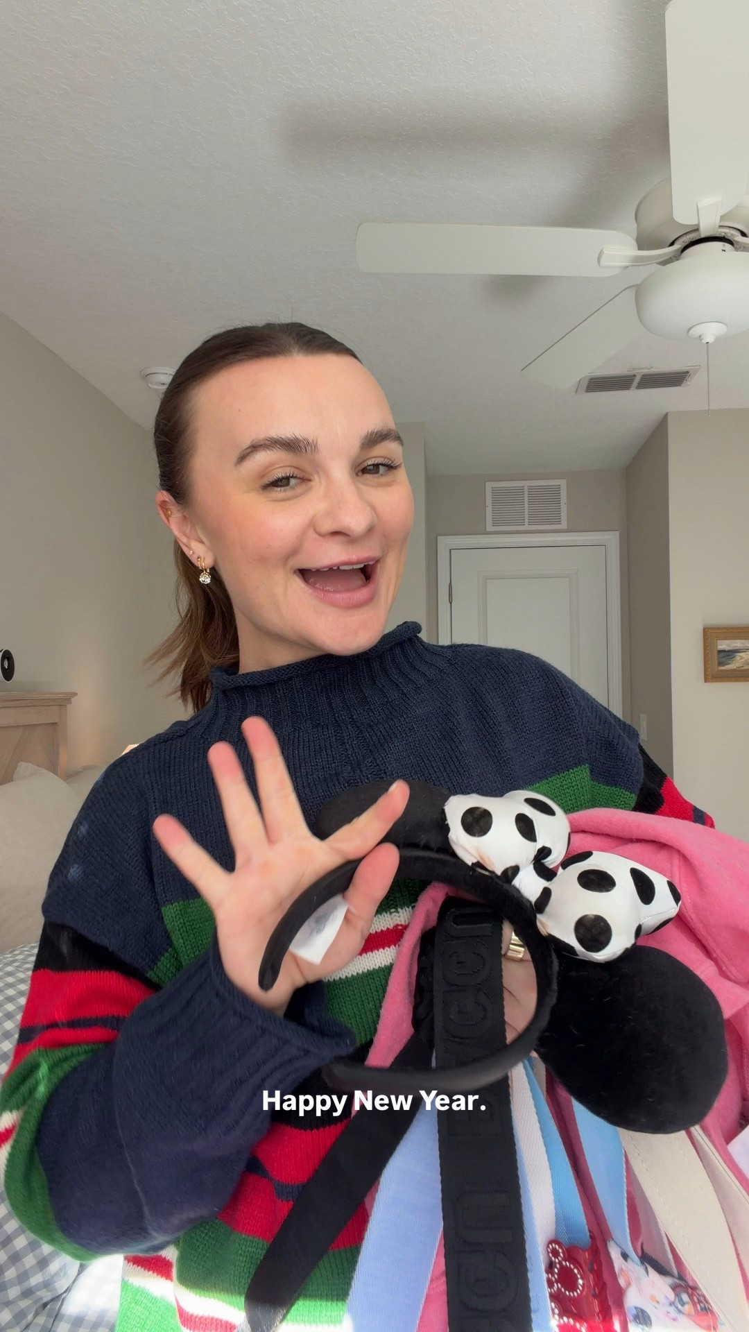 sharing my most used 2025 products for the parks ✨🐭🎀 all available in my 



Disney park must haves, Disney girl, Disney accessories, Disney must haves 

#disneyrecommendation #disneyrecs #parkessentials #disneymusthaves #disneygirl