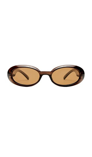 Le Specs Work It! Sunglasses in Brown. | Revolve Clothing (Global)